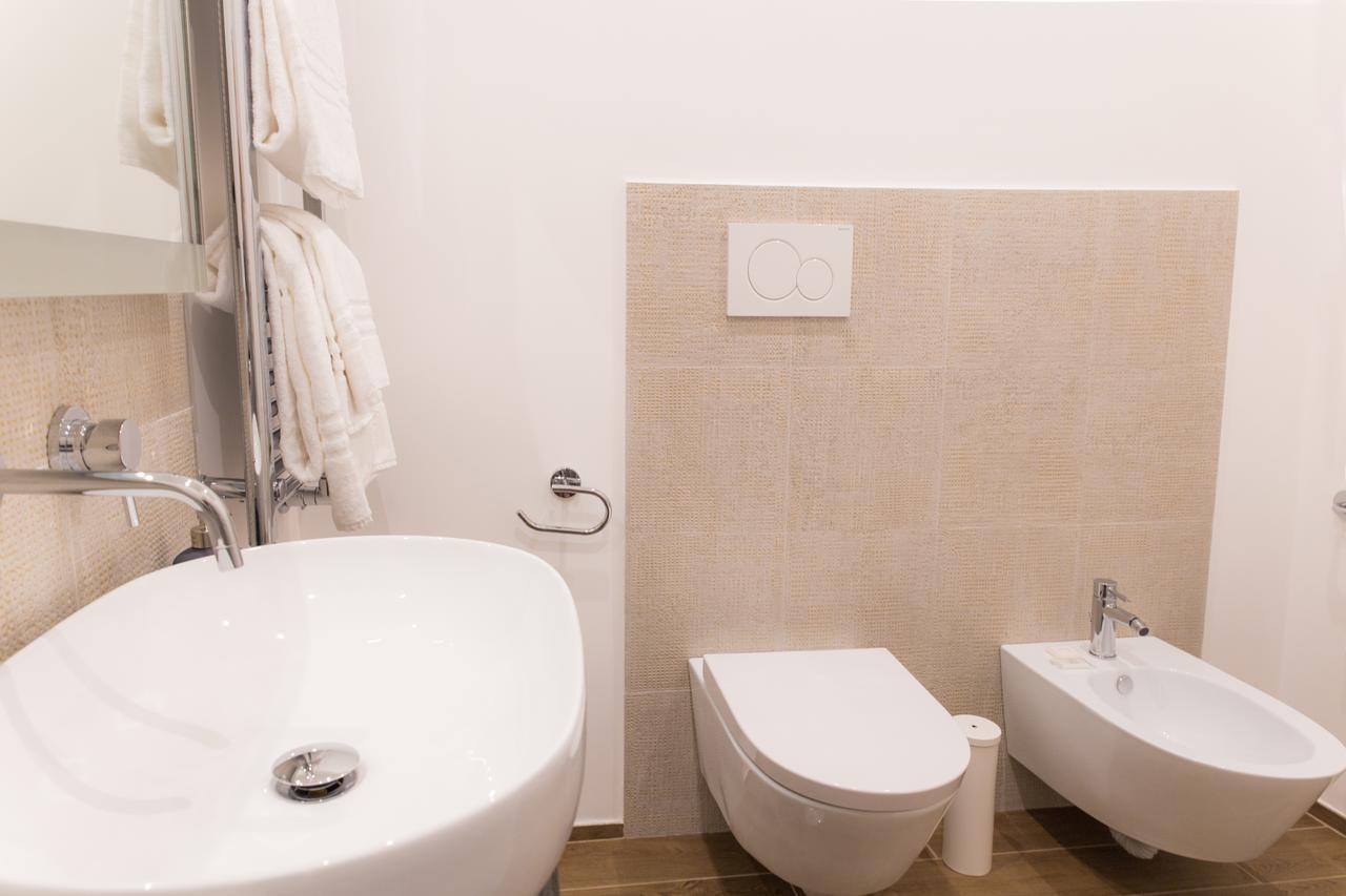 Nazionale Palace Suites Róma Kültér fotó