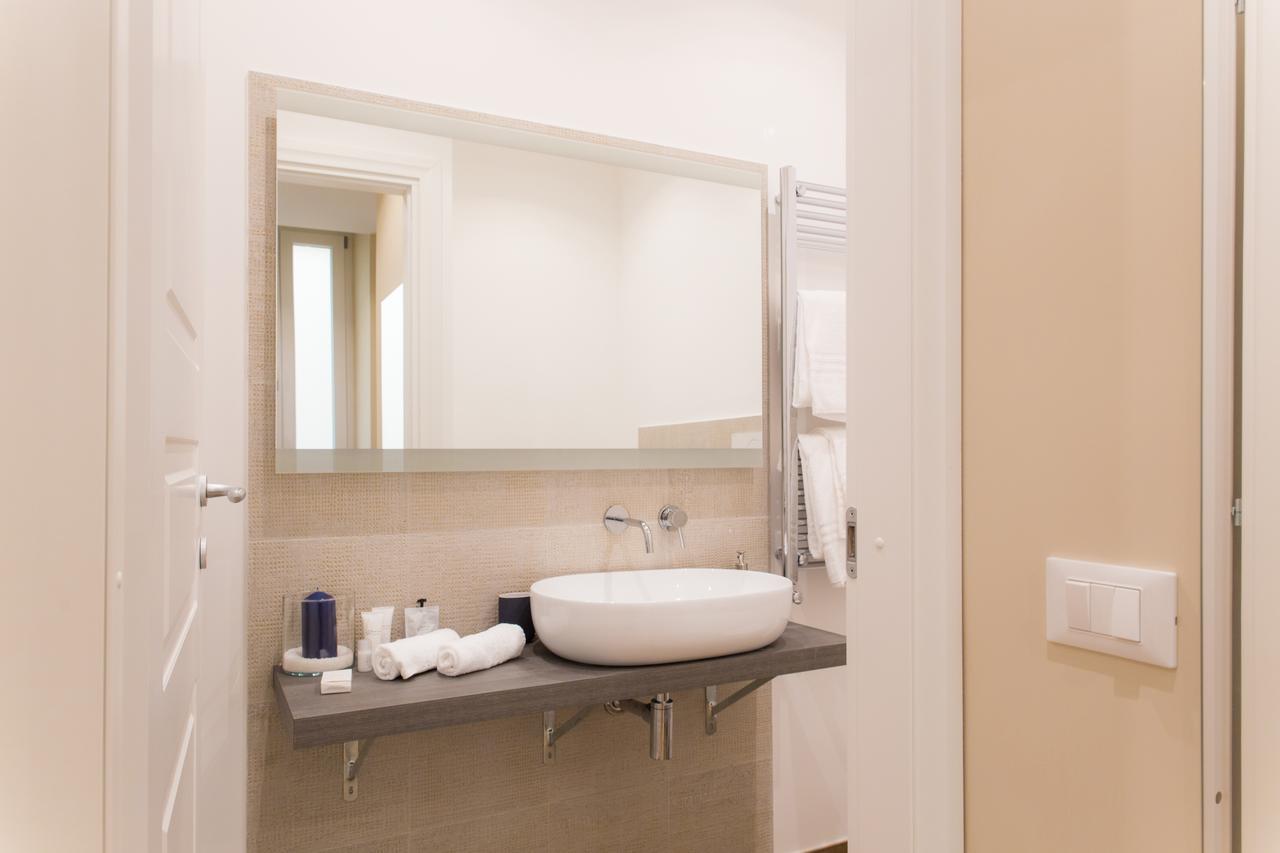 Nazionale Palace Suites Róma Kültér fotó